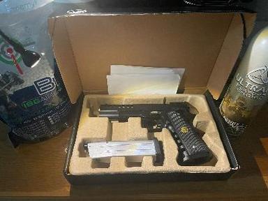 WE AIRSOFT  BLOWBACK