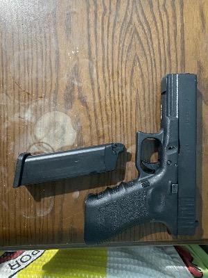 We Glock 17 Gen 3