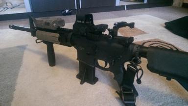 AR-15 Şarjör Standı (Gerçek ve Airsoft)